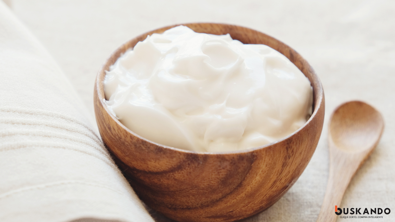 Como Preparar Iogurte de Coco Naturalmente em Casa