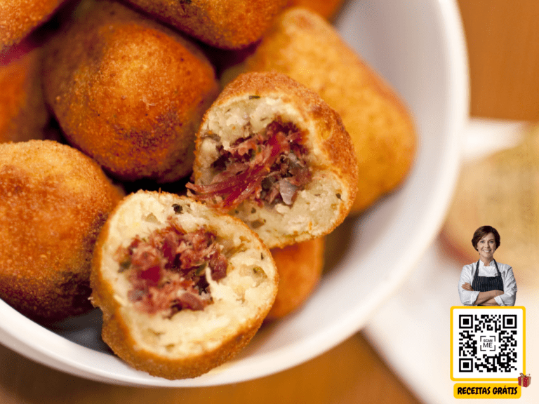 Bolinho de Aipim com Carne Seca - Chef Helena Receitas Grátis